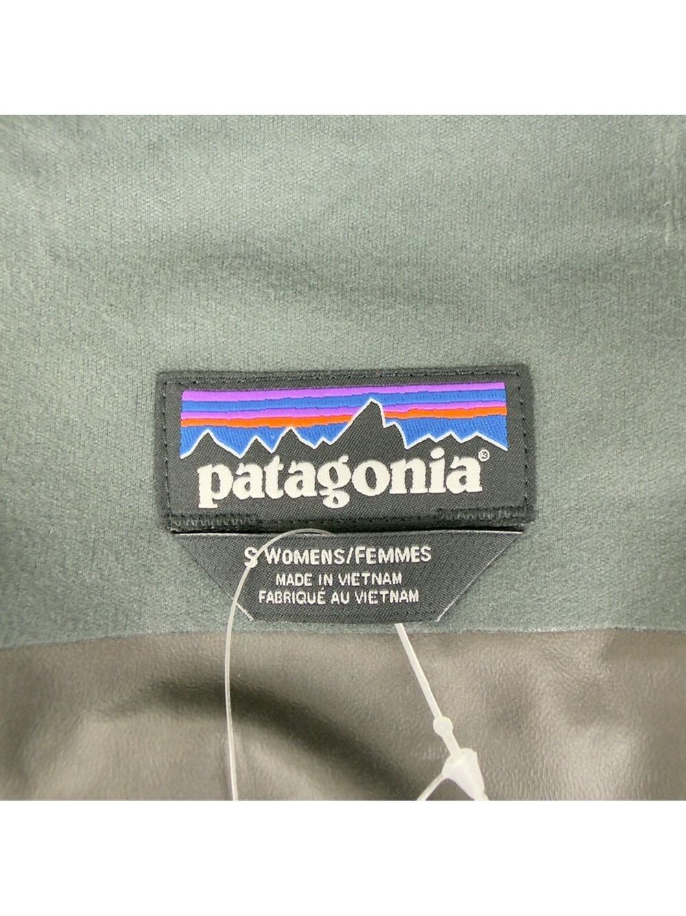 Patagonia NWT Women's Sz Small Calcite Gore-tex Green Jacket 84996 Style Number - Picture 2 of 16